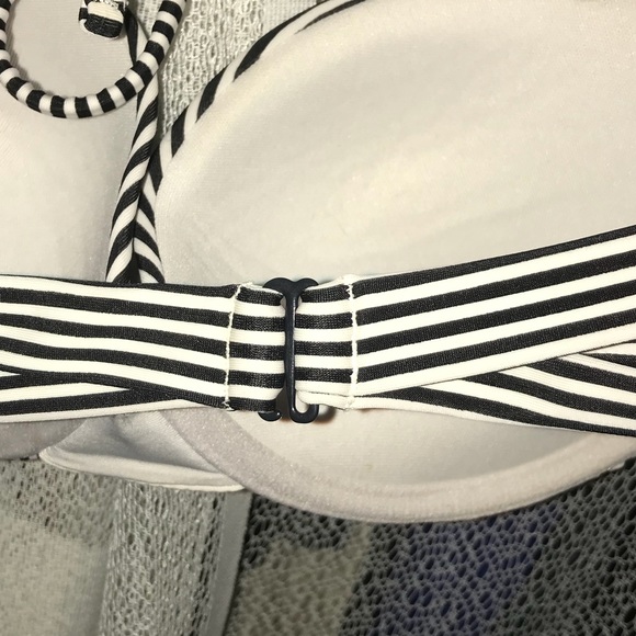 Aerie “Holly” Push-up Bikini Top - Picture 3 of 7